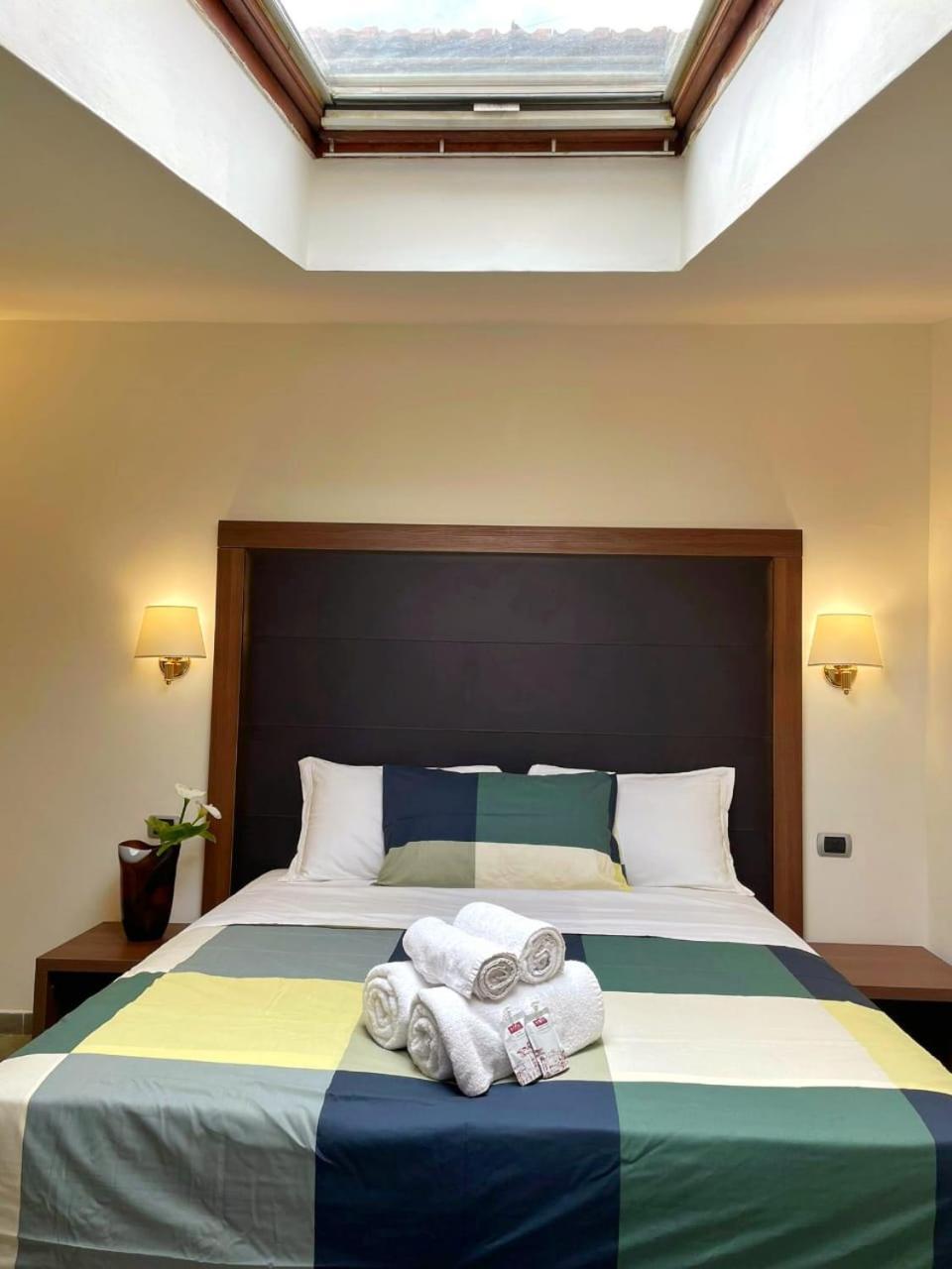 Hotel Attic Garden Rom Exterior foto
