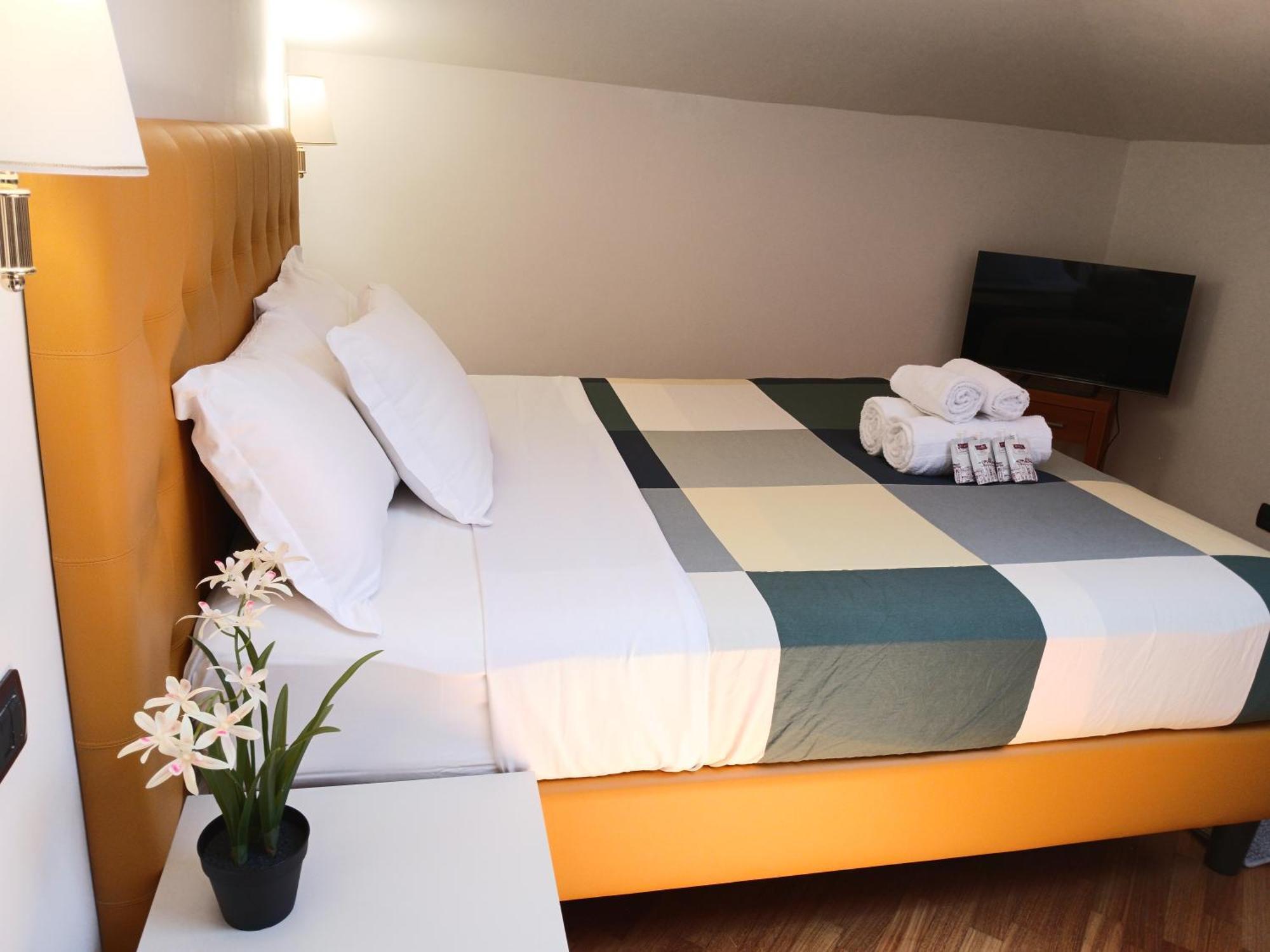 Hotel Attic Garden Rom Exterior foto